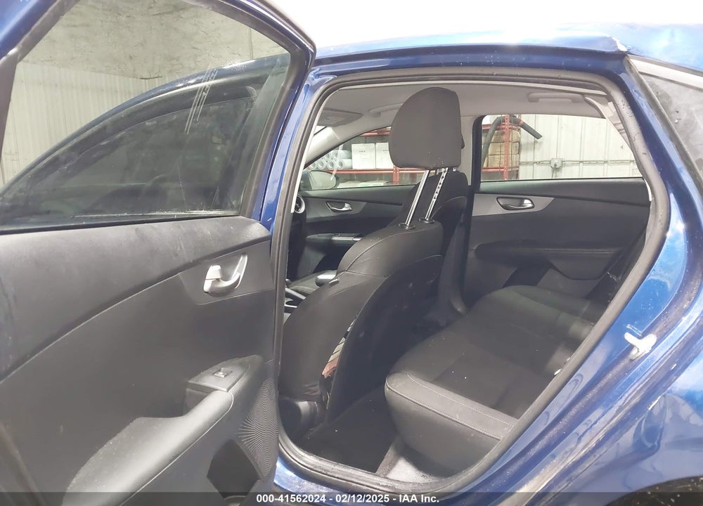 2021 KIA FORTE VIN: 3KPF24AD5ME386070