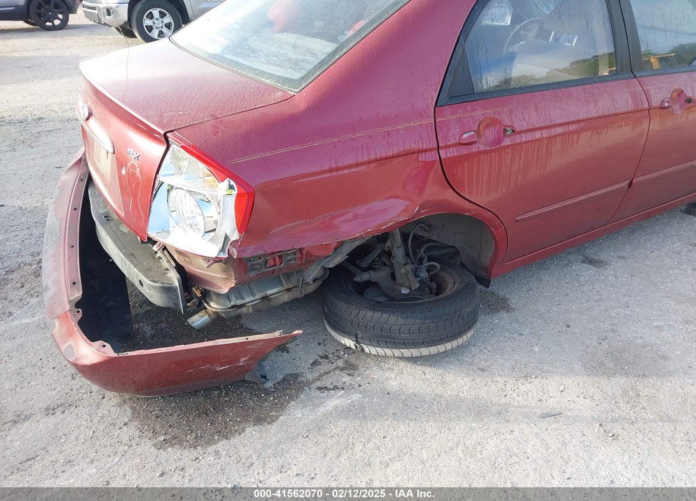 2006 KIA SPECTRA VIN: KNAFE121765272013