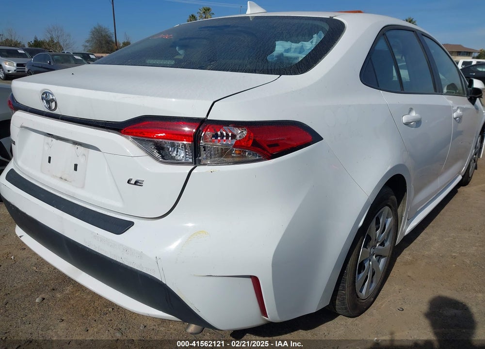2022 TOYOTA COROLLA LE VIN: 5YFEPMAE7NP352511