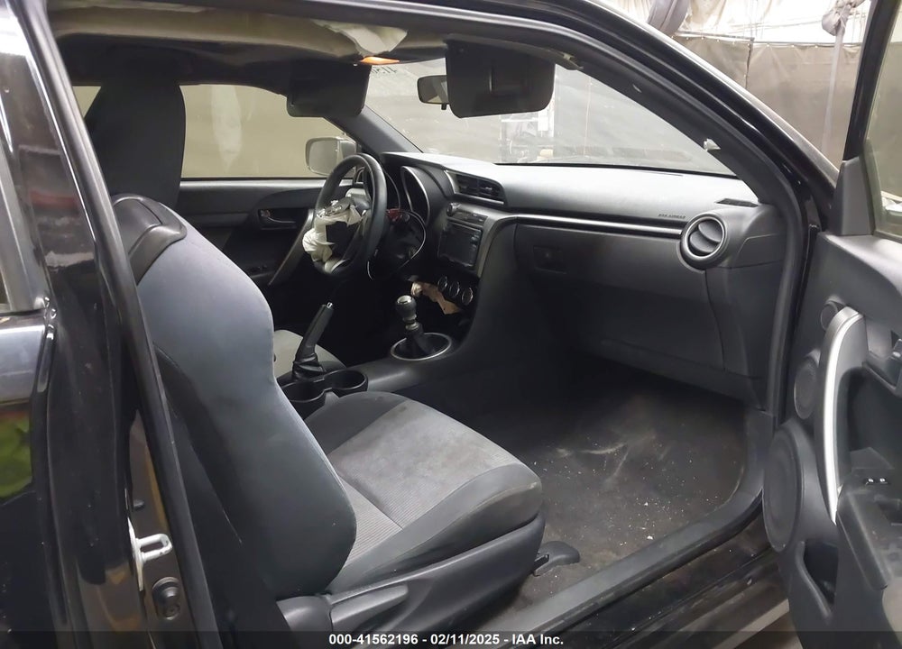 2014 SCION TC VIN: JTKJF5C70E3077619