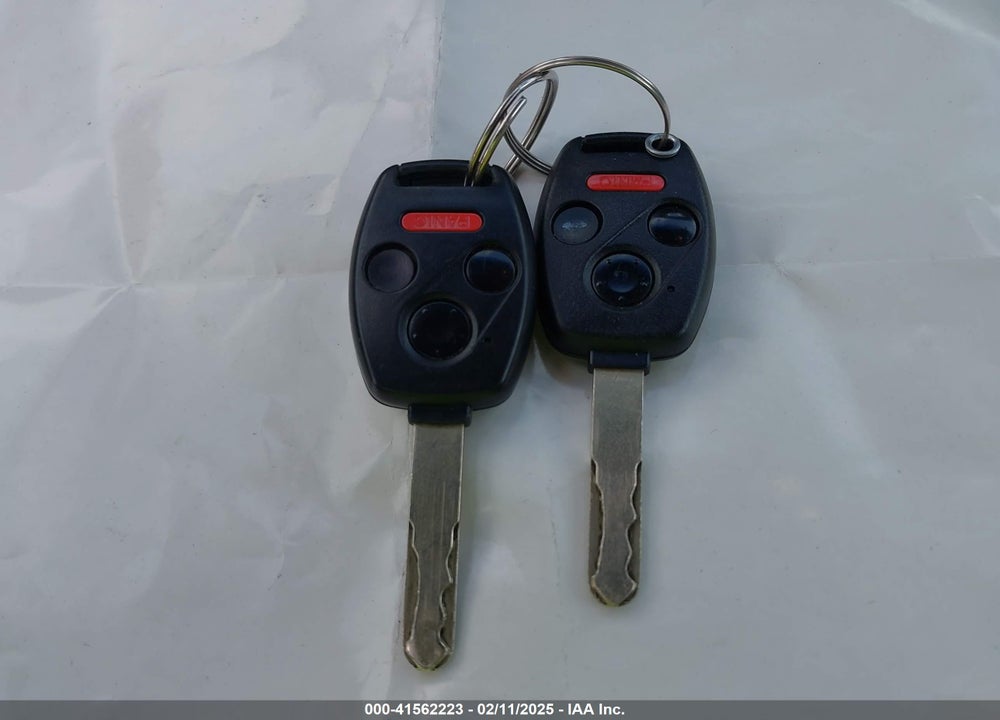 2008 HONDA CIVIC VIN: 2HGFA16828H356260