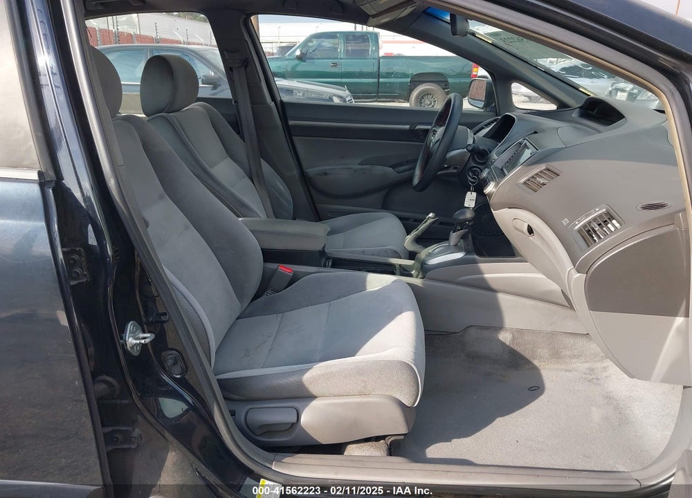 2008 HONDA CIVIC VIN: 2HGFA16828H356260