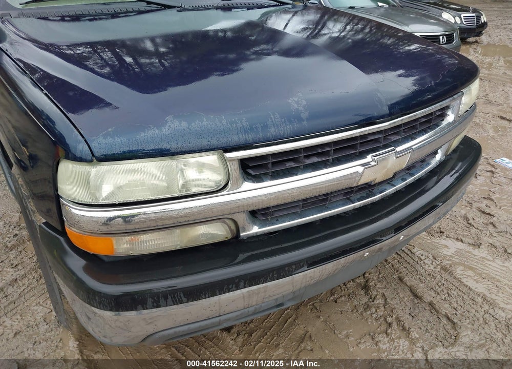2004 CHEVROLET TAHOE LS VIN: 1GNEC13Z54R177164