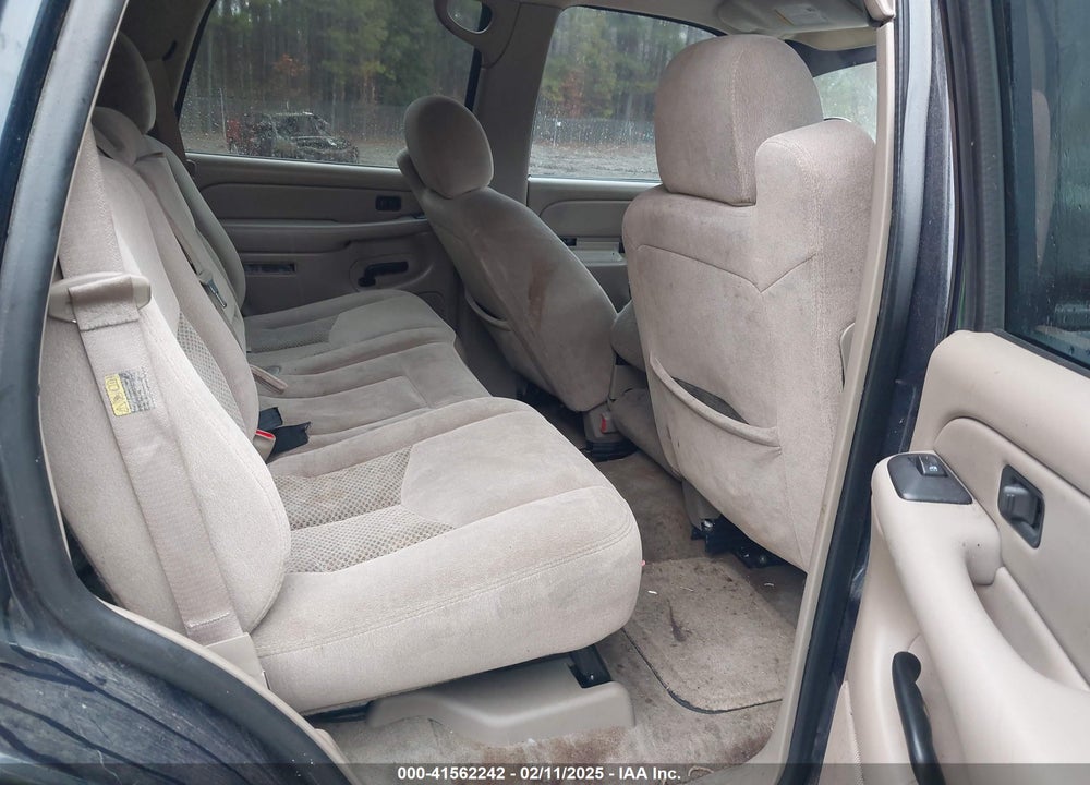 2004 CHEVROLET TAHOE LS VIN: 1GNEC13Z54R177164