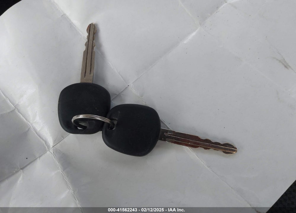 2010 TOYOTA YARIS VIN: JTDKT4K34A5291847