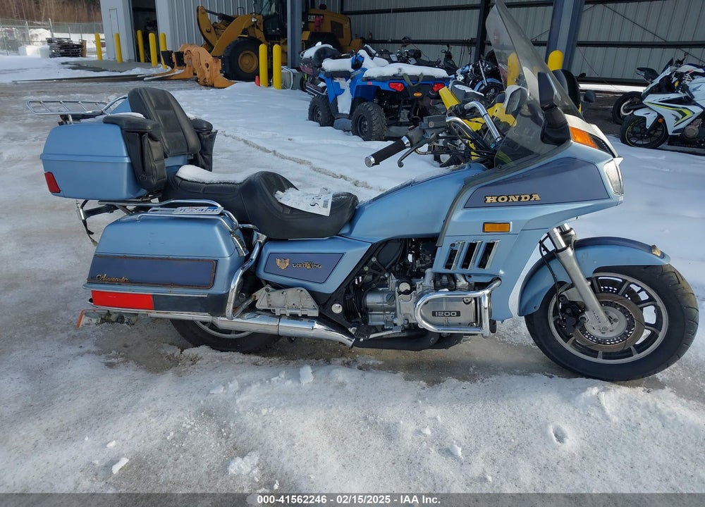 1985 HONDA GL1200 A VIN: 1HFSC1420FA108046