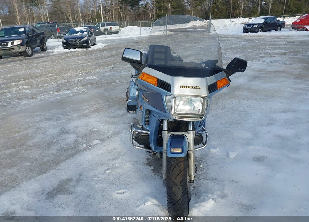 1985 HONDA GL1200 A VIN: 1HFSC1420FA108046