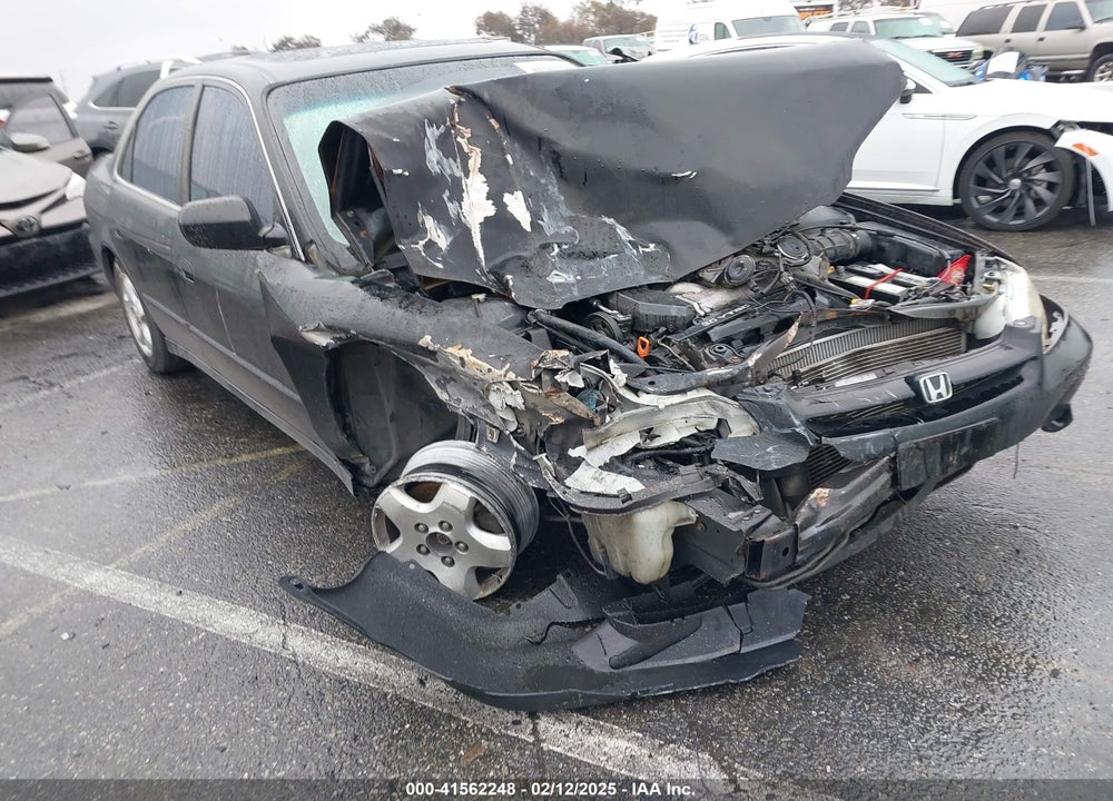 2000 HONDA ACCORD 3.0 EX VIN: 1HGCG1654YA093405