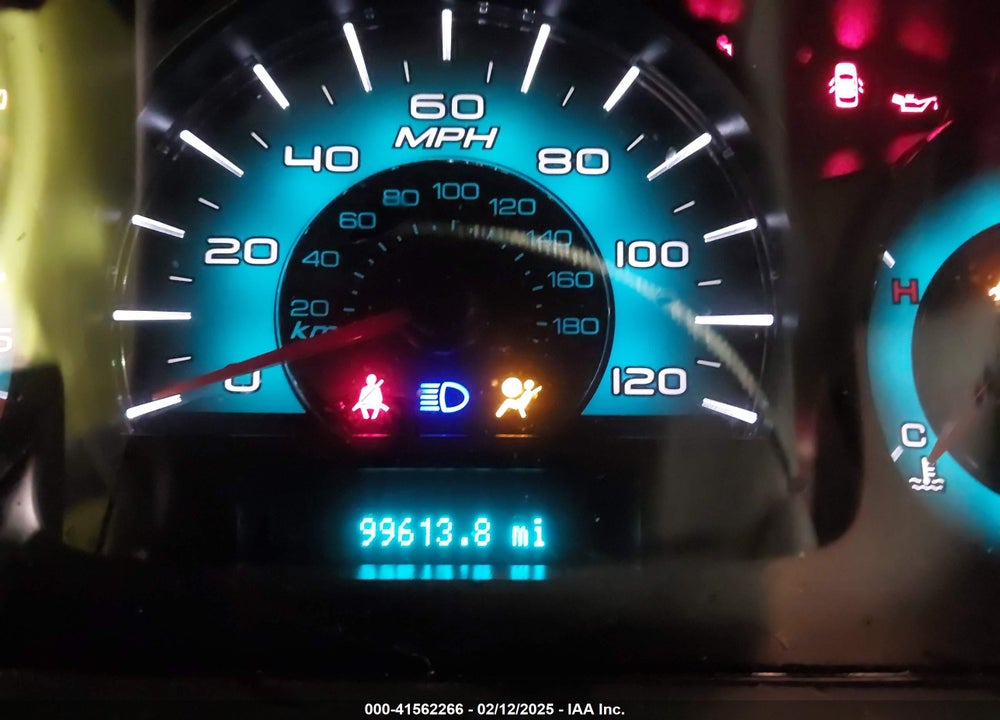 2010 FORD FUSION VIN: 3FAHP0DC3AR240198