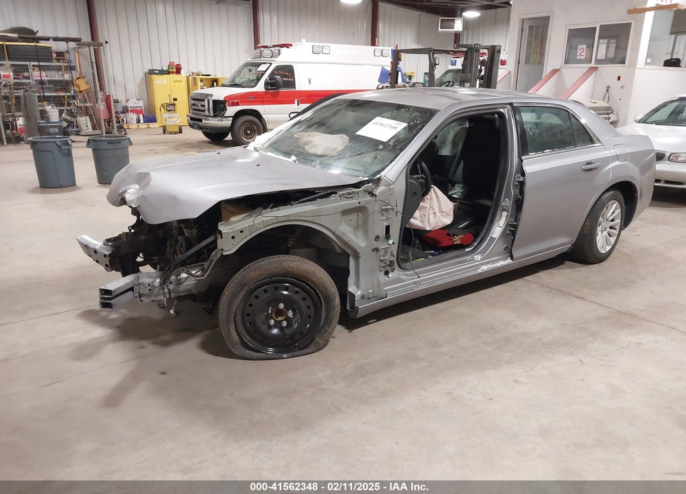 2014 CHRYSLER 300 VIN: 2C3CCAAG4EH181004