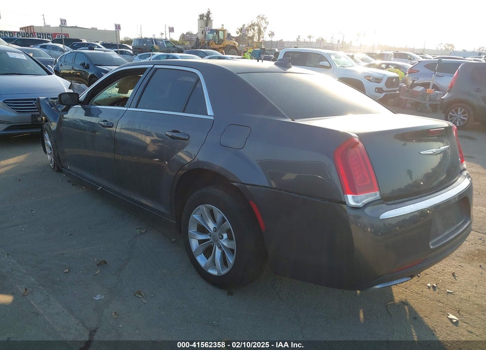 2016 CHRYSLER 300 LIMITED VIN: 2C3CCAAG7GH211860