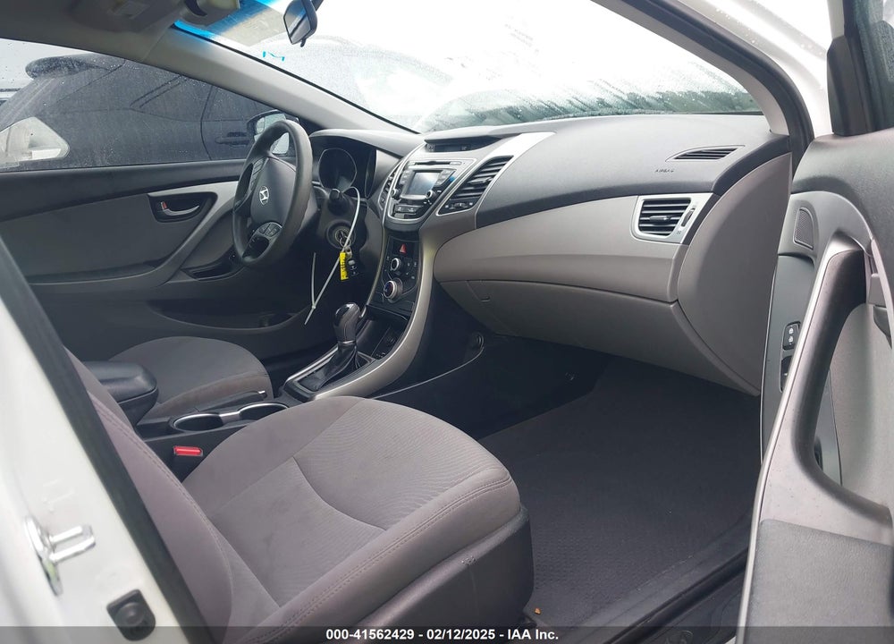 2015 HYUNDAI ELANTRA VIN: 5NPDH4AE1FH603501