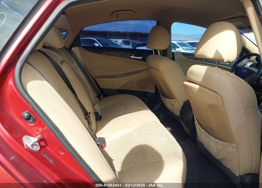 2012 HYUNDAI SONATA VIN: 5NPEB4AC1CH368419