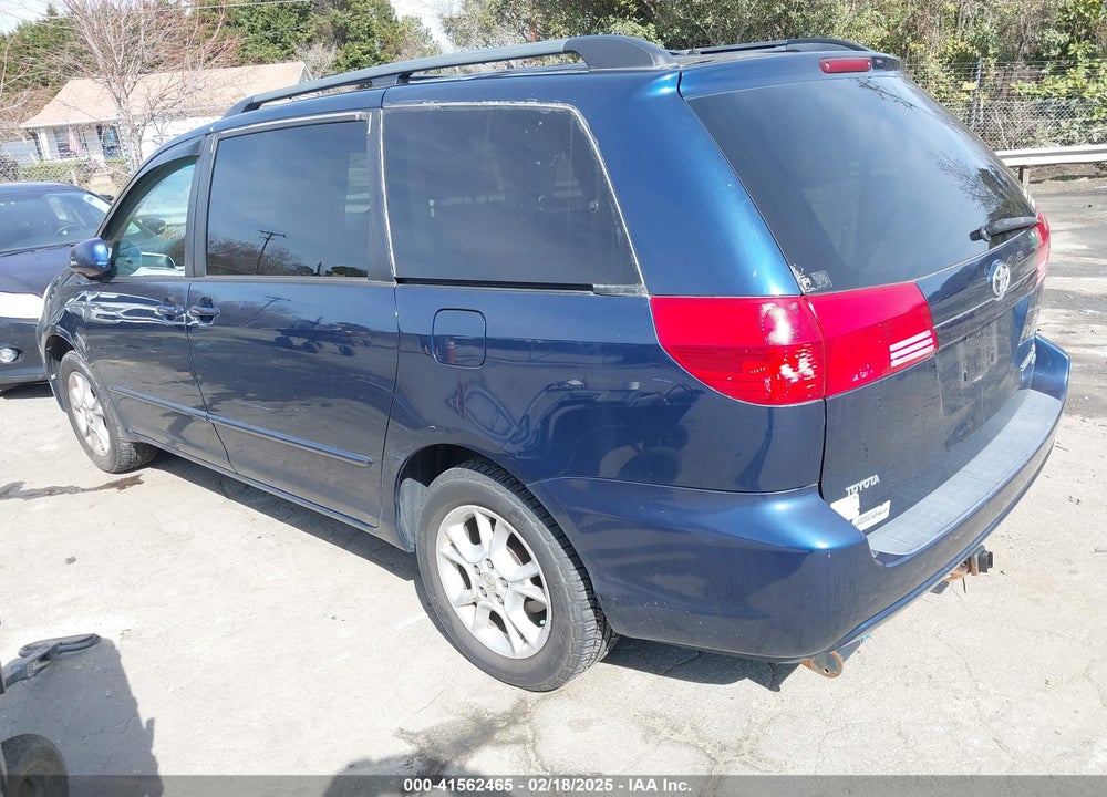 2004 TOYOTA SIENNA VIN: 5TDBA22C74S011380