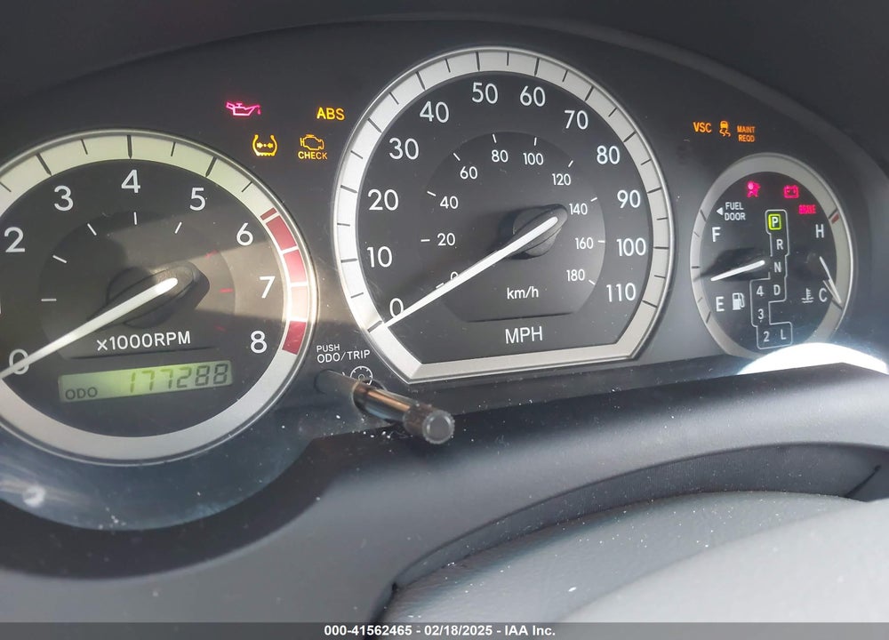 2004 TOYOTA SIENNA VIN: 5TDBA22C74S011380