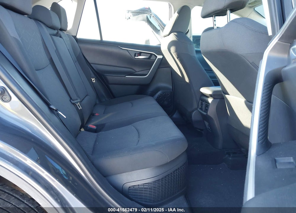 2020 TOYOTA RAV4 HYBRID XLE VIN: 2T3RWRFV2LW079183