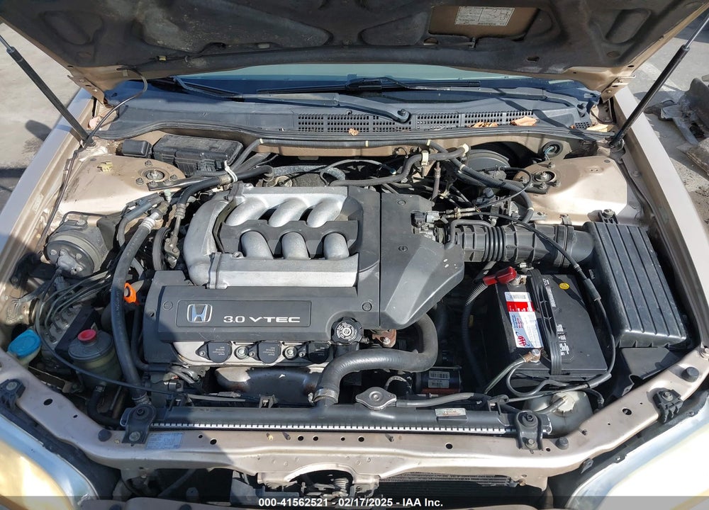 2001 HONDA ACCORD 3.0 EX VIN: 1HGCG22541A024456