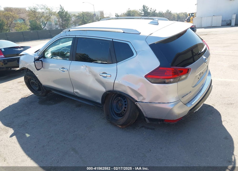2017 NISSAN ROGUE VIN: JN8AT2MT5HW389839