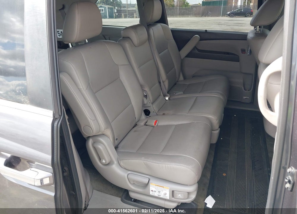 2016 HONDA ODYSSEY EX-L VIN: 5FNRL5H64GB114650