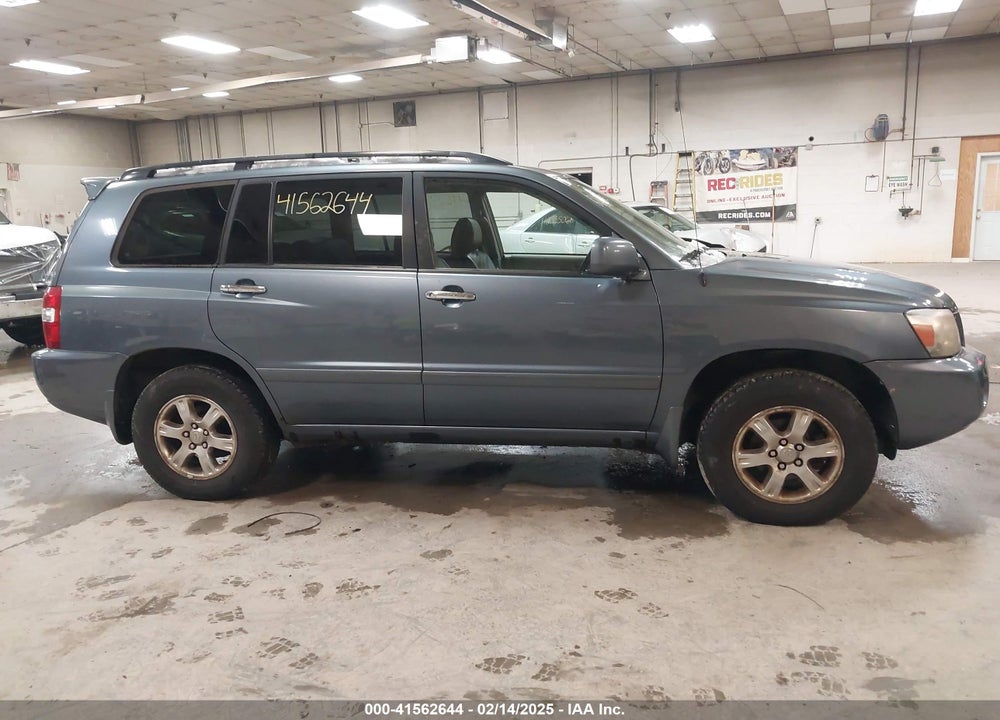 2005 TOYOTA HIGHLANDER V6 VIN: JTEEP21A850067565