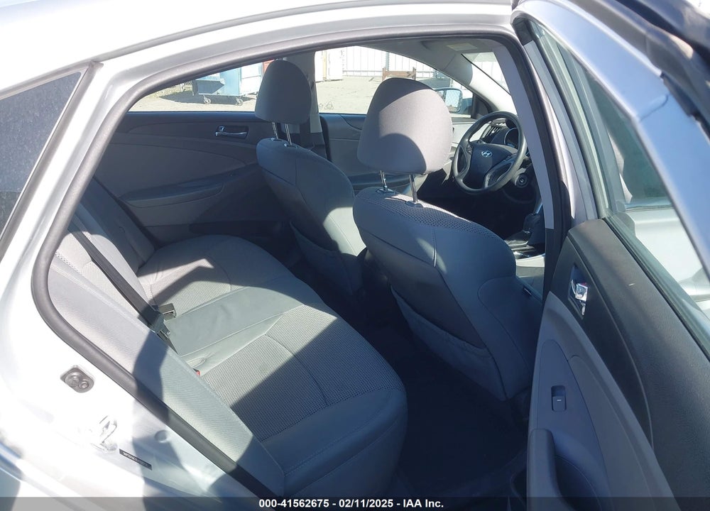 2014 HYUNDAI SONATA VIN: 5NPEB4AC1EH868938