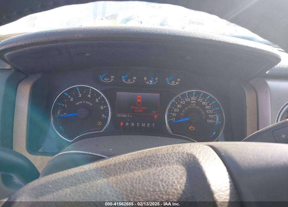2013 FORD F-150 VIN: 1FTMF1EF0DKE09645