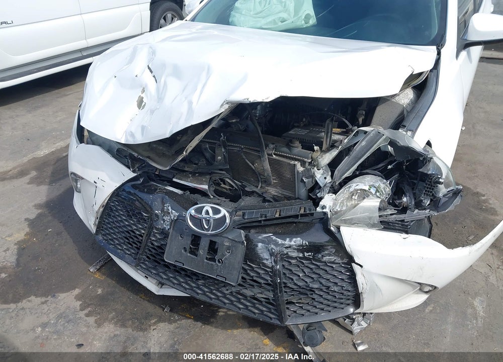 2016 TOYOTA CAMRY VIN: 4T1BF1FK6GU521616