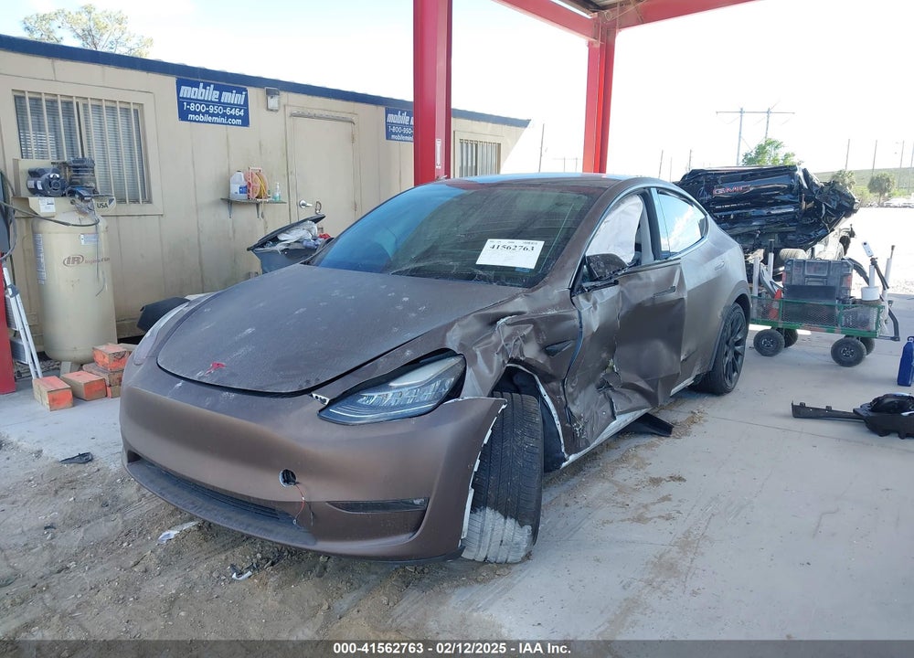 2021 TESLA MODEL Y VIN: 5YJYGDEE8MF140038