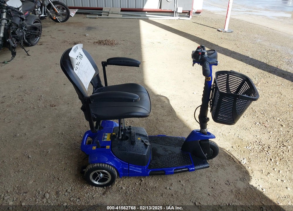 2024 MOBILITY SCOOTER VIN: A251001331024144