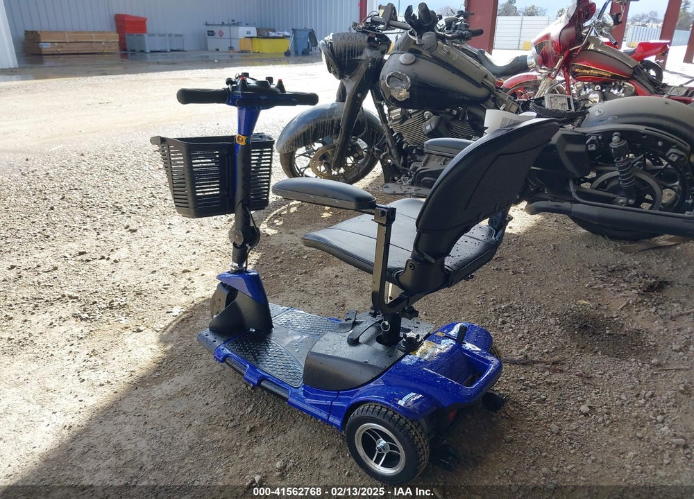 2024 MOBILITY SCOOTER VIN: A251001331024144