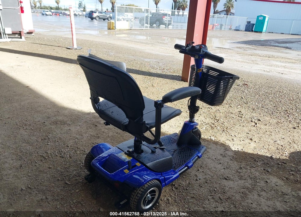 2024 MOBILITY SCOOTER VIN: A251001331024144