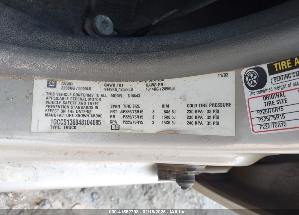 2004 CHEVROLET COLORADO LS VIN: 1GCCS136048104685