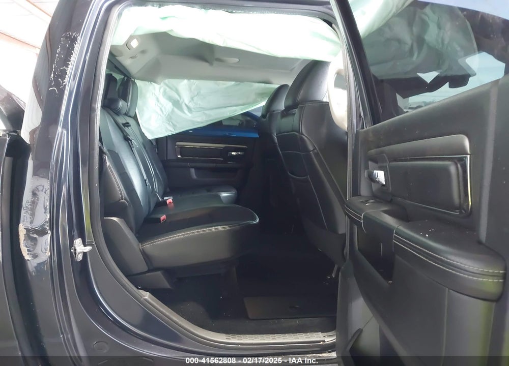 2013 RAM 1500 VIN: 1C6RR6MT9DS638821