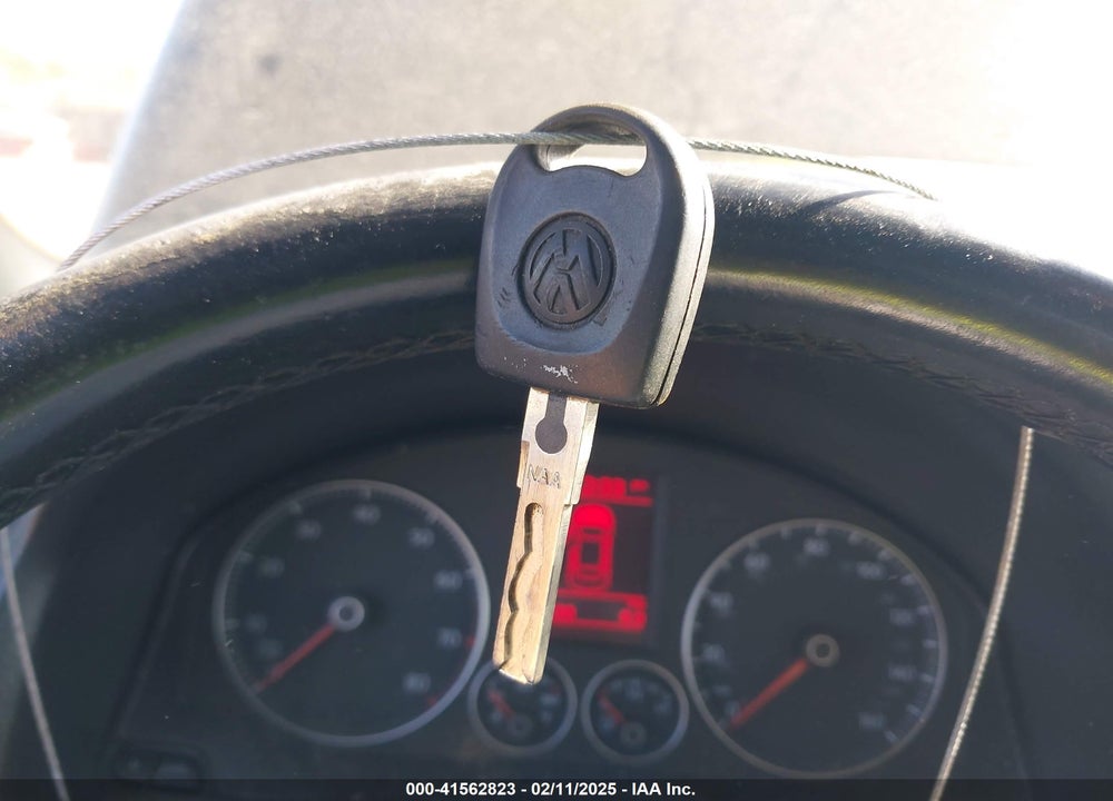 2009 VOLKSWAGEN EOS KOMFORT VIN: WVWBA71F59V013375
