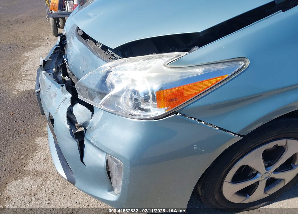 2015 TOYOTA PRIUS VIN: JTDKN3DUXF1911125