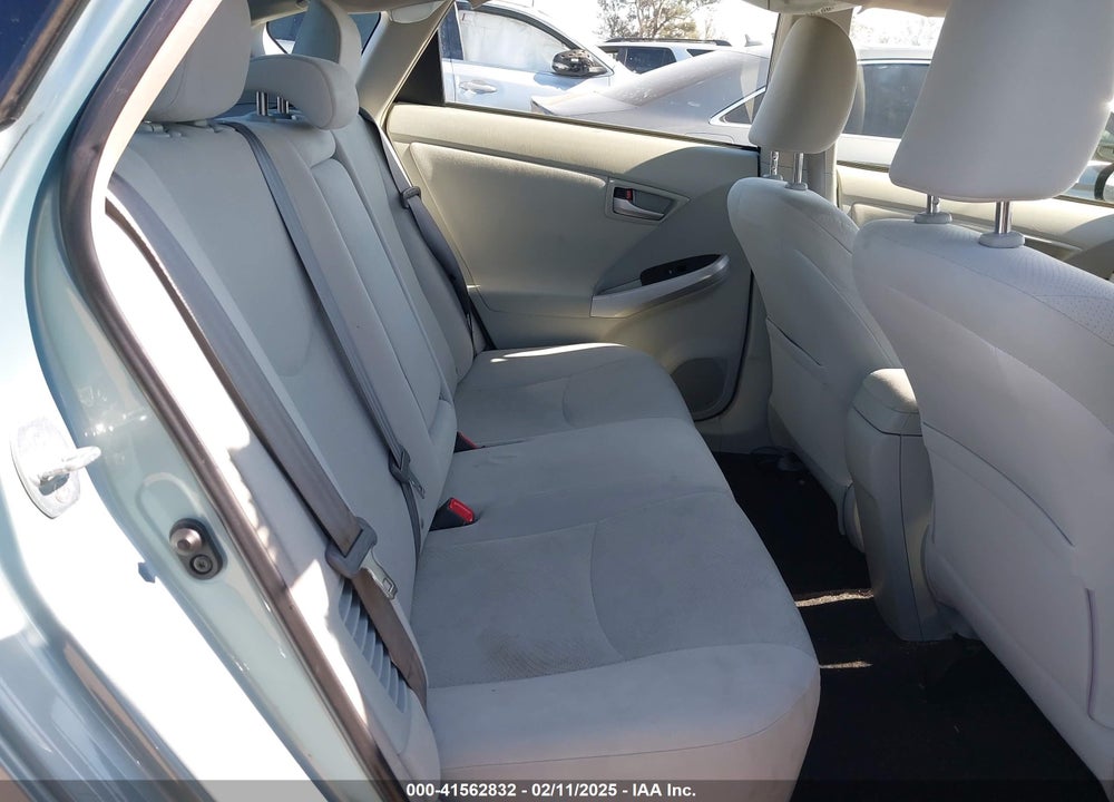 2015 TOYOTA PRIUS VIN: JTDKN3DUXF1911125
