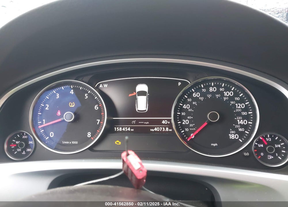 2013 VOLKSWAGEN TOUAREG VR6 LUX VIN: WVGEF9BPXDD004019