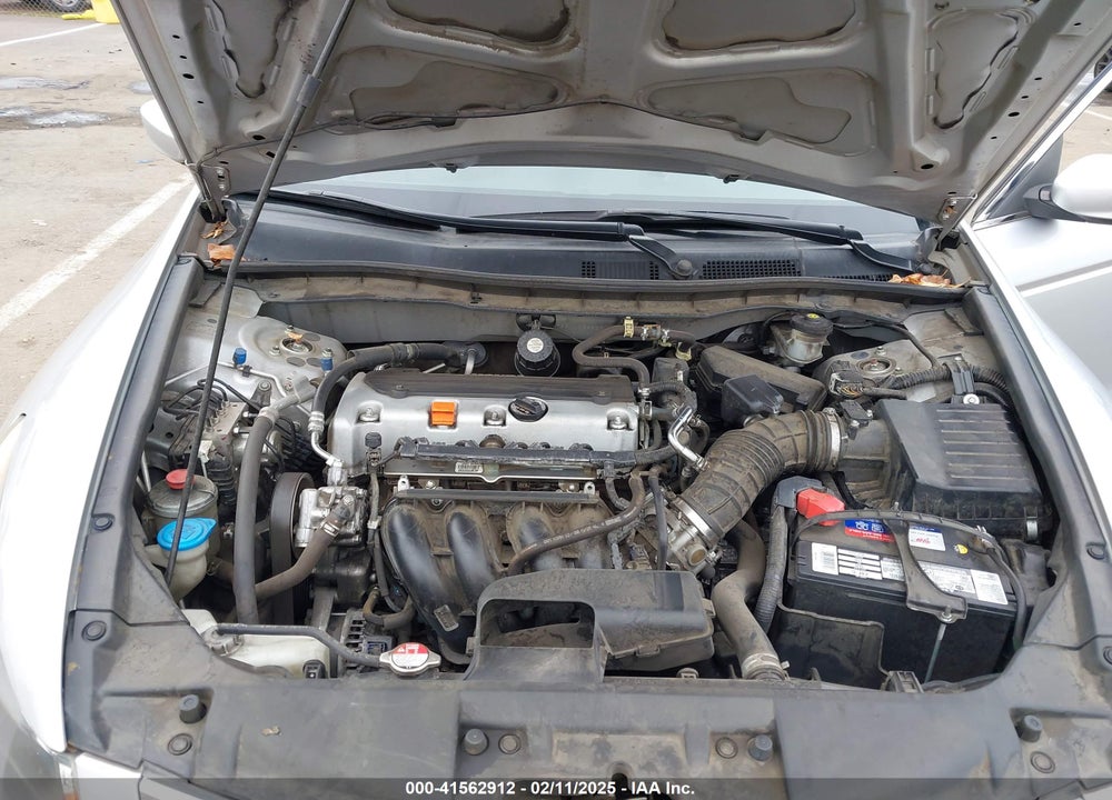2010 HONDA ACCORD 2.4 LX VIN: 1HGCP2F33AA068828