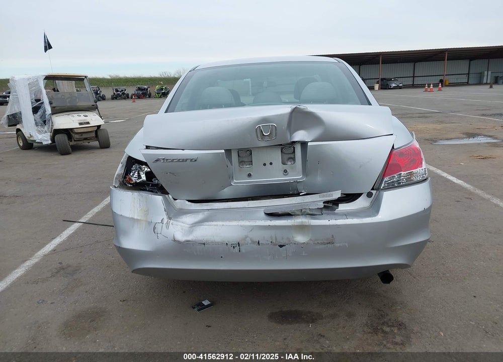 2010 HONDA ACCORD 2.4 LX VIN: 1HGCP2F33AA068828