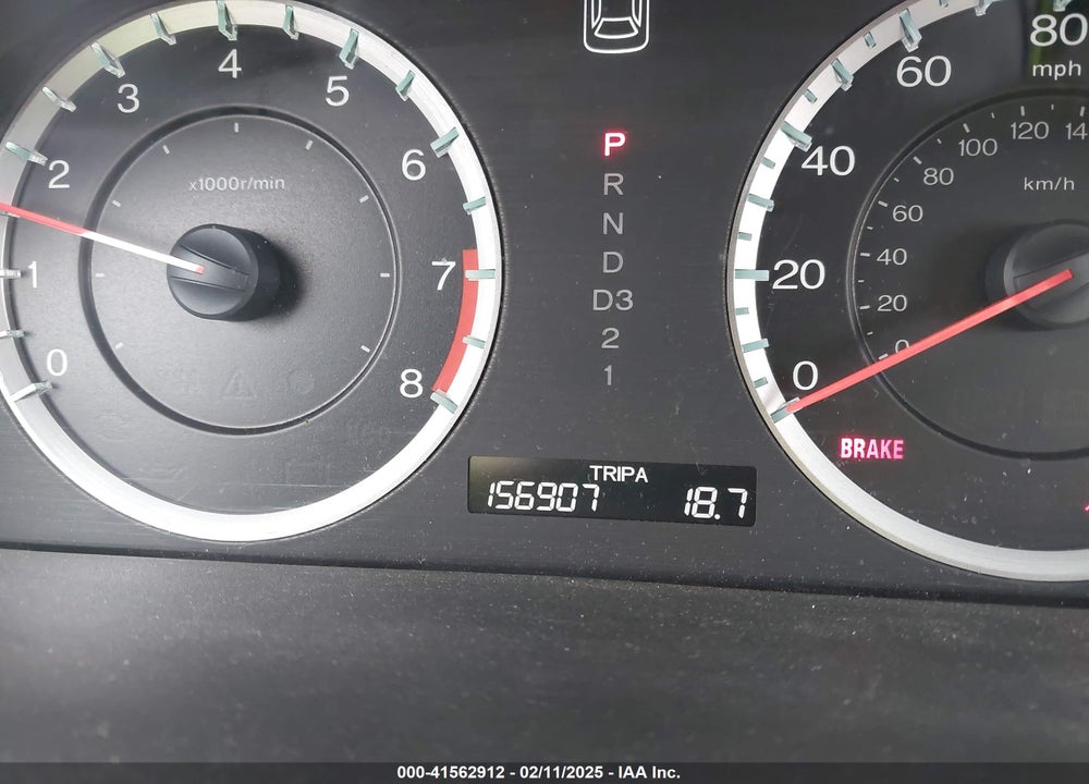 2010 HONDA ACCORD 2.4 LX VIN: 1HGCP2F33AA068828