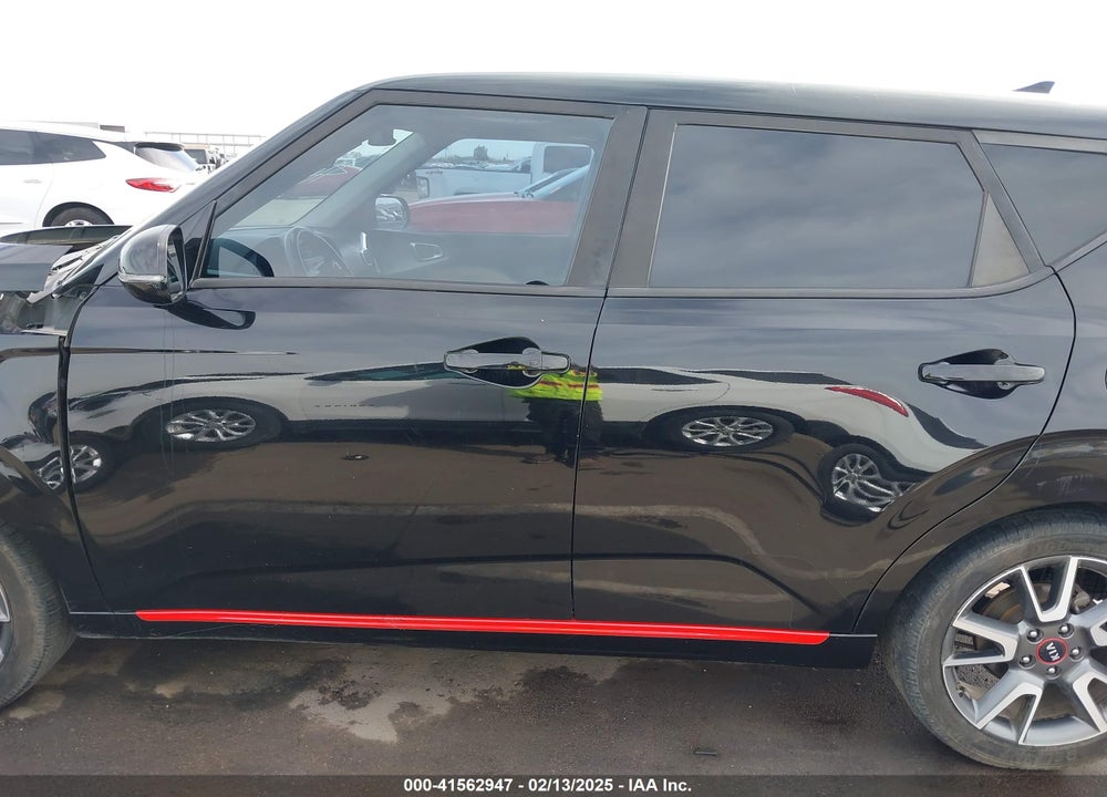2020 KIA SOUL VIN: KNDJ63AU3L7024147