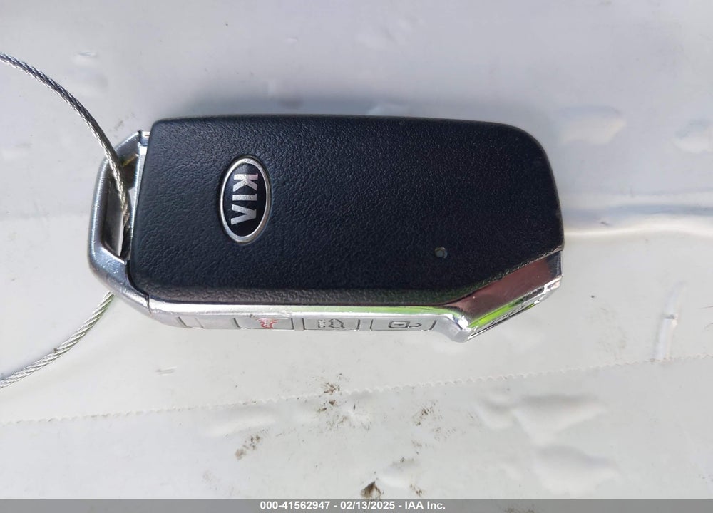 2020 KIA SOUL VIN: KNDJ63AU3L7024147
