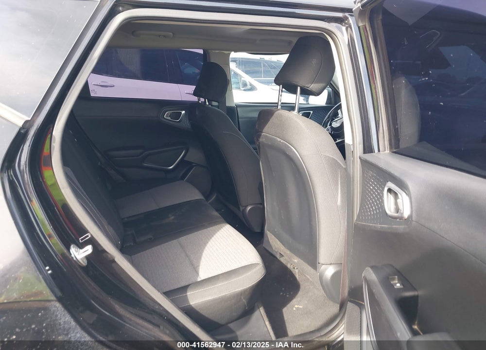 2020 KIA SOUL VIN: KNDJ63AU3L7024147