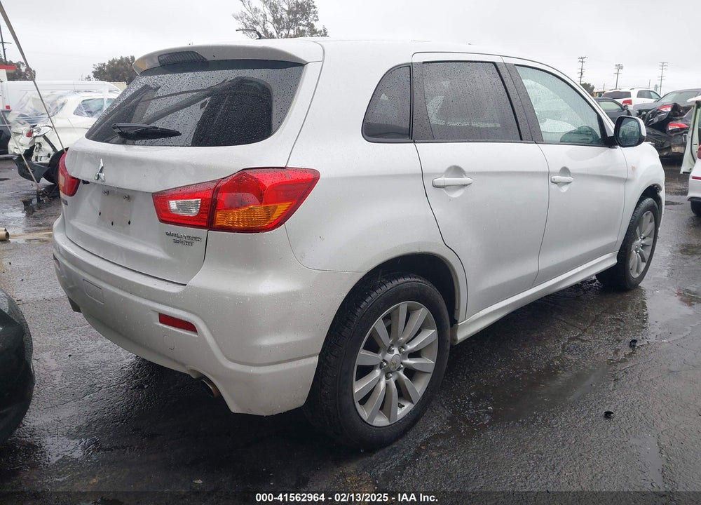 2011 MITSUBISHI OUTLANDER SPORT SE VIN: JA4AP4AU5BZ008385