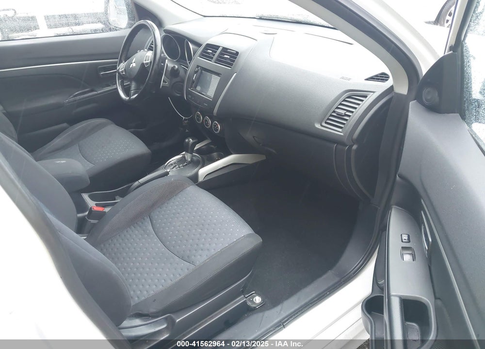 2011 MITSUBISHI OUTLANDER SPORT SE VIN: JA4AP4AU5BZ008385