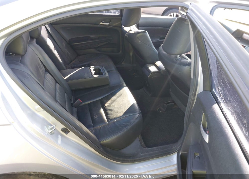 2011 HONDA ACCORD 2.4 SE VIN: 1HGCP2F64BA122729