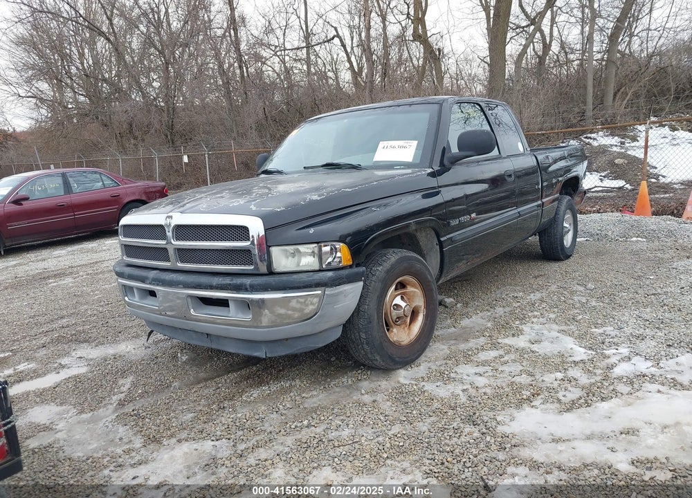 2001 DODGE RAM 1500 ST VIN: 3B7HC13Y61G727349