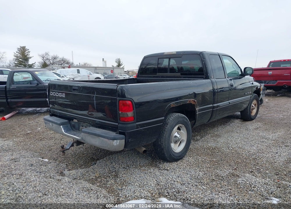 2001 DODGE RAM 1500 ST VIN: 3B7HC13Y61G727349