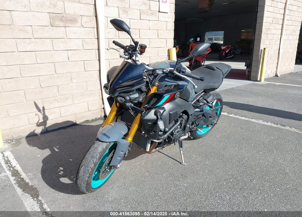 2022 YAMAHA MTN1000 C VIN: JYARN79Y1NA000371
