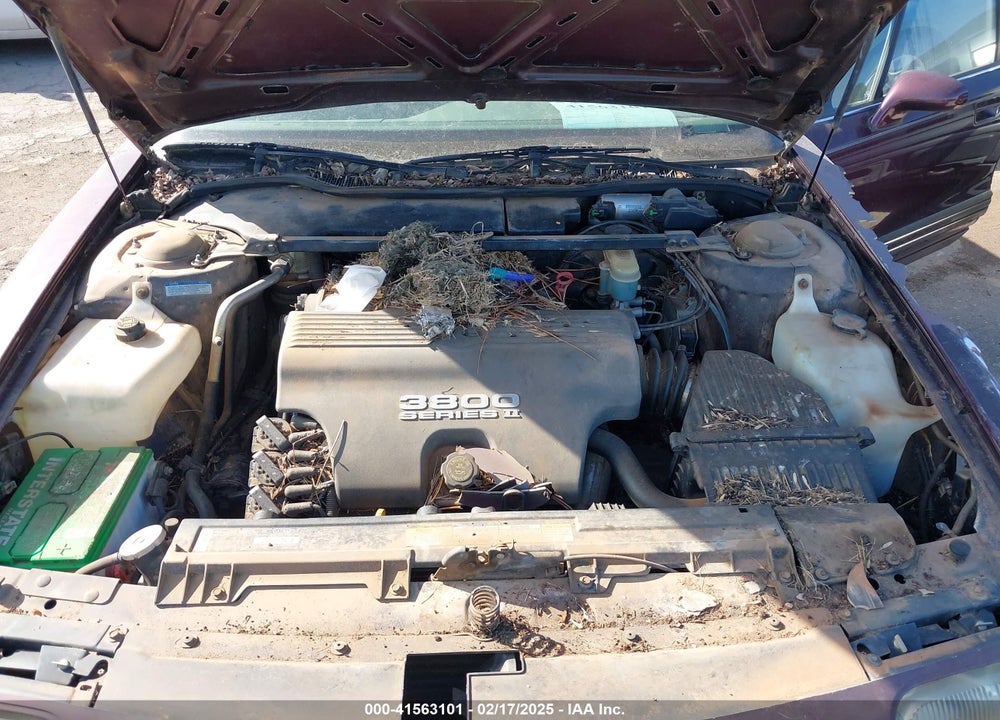 1995 OLDSMOBILE 88 ROYALE VIN: 1G3HN52K1S4815982